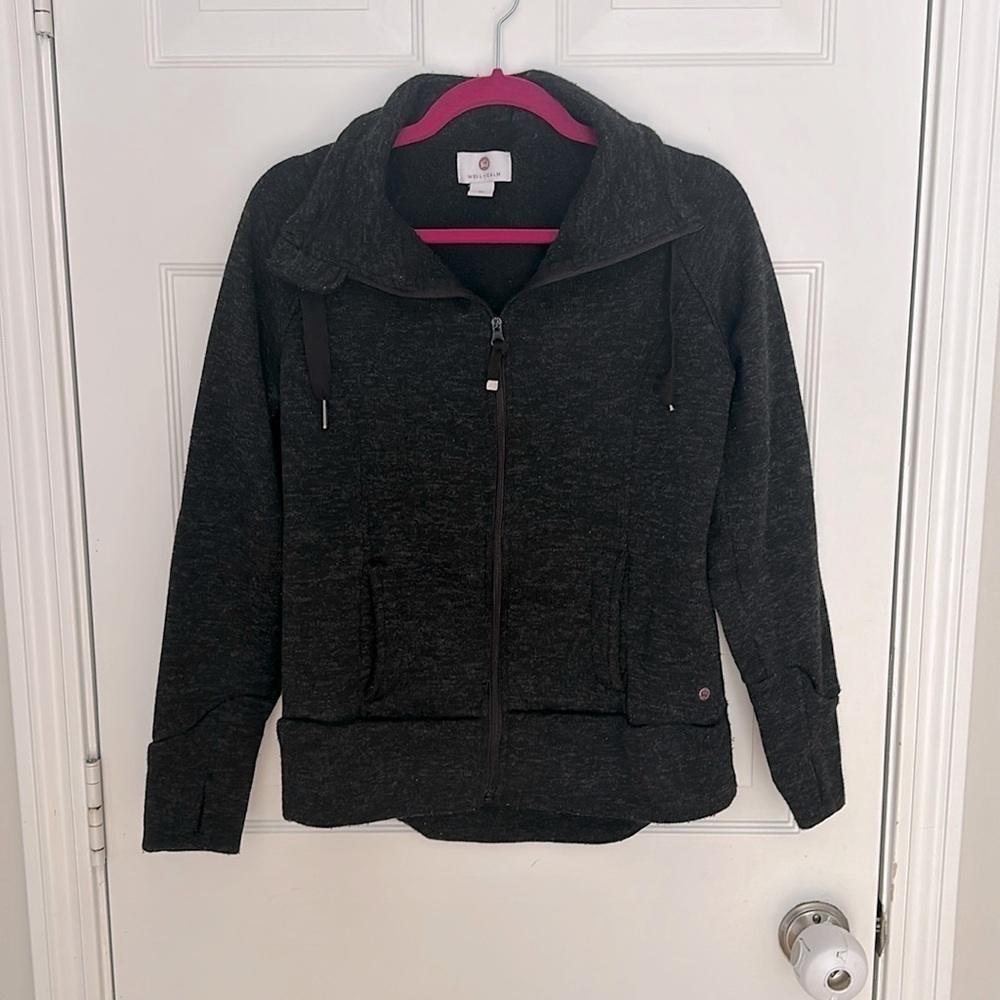 Well + Calm athletic jacket size Medium